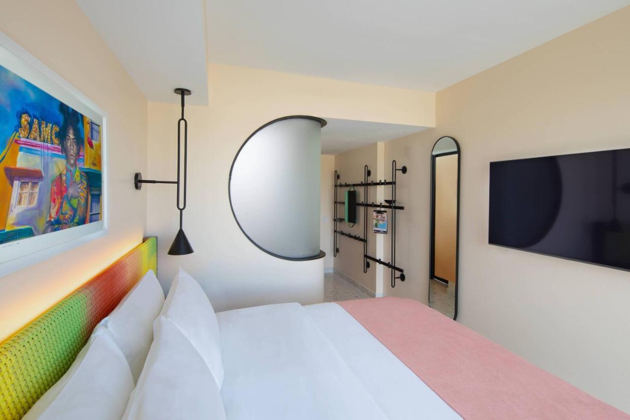 Moxy Miami South Beach Майами-Бич Экстерьер фото