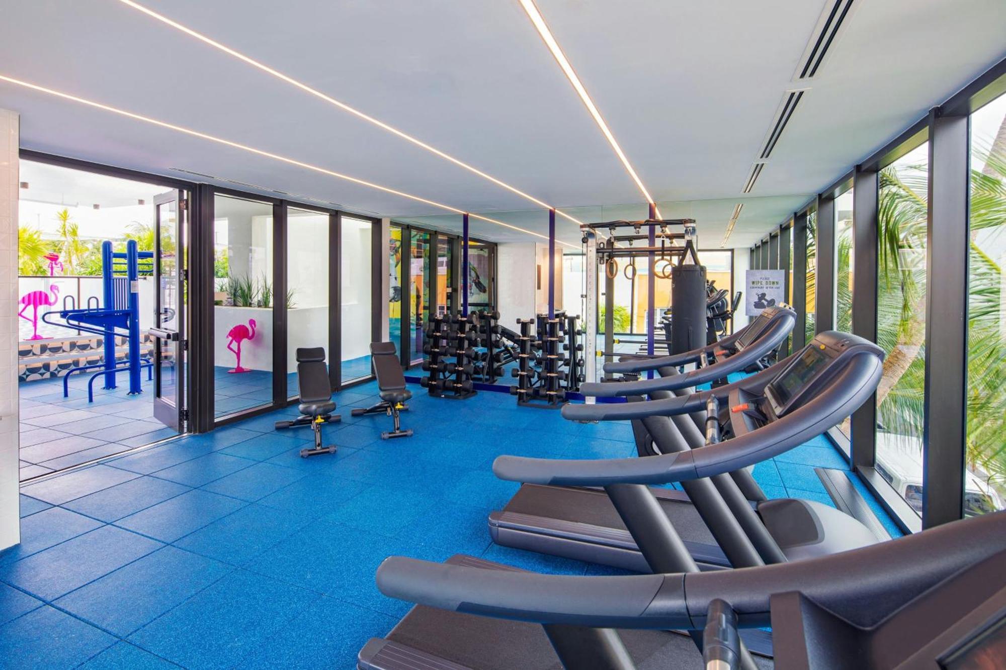 Moxy Miami South Beach Майами-Бич Экстерьер фото
